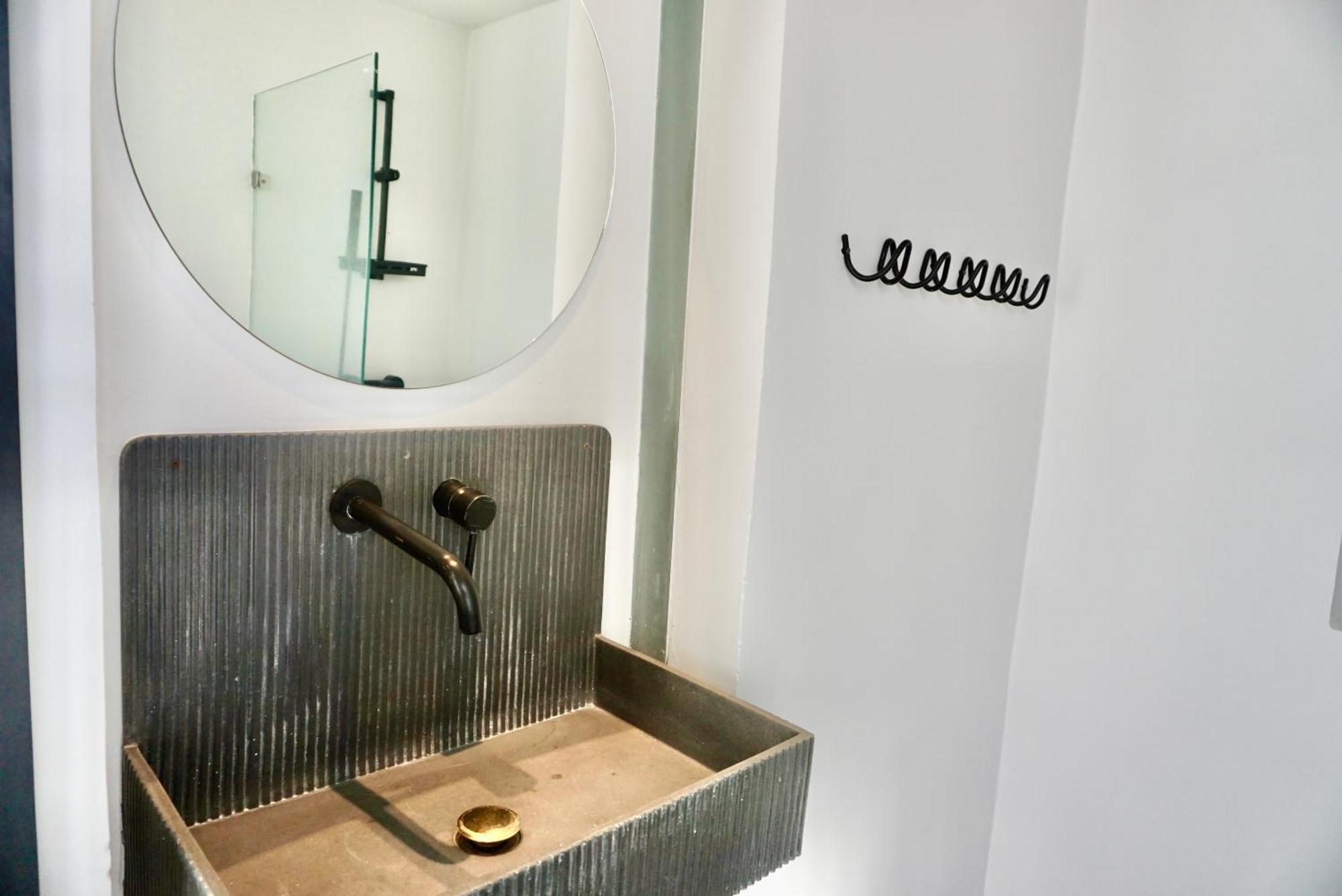 Hip And Funky Apartment Silom Soi 3, With Rooftop View Bangkok Exterior foto