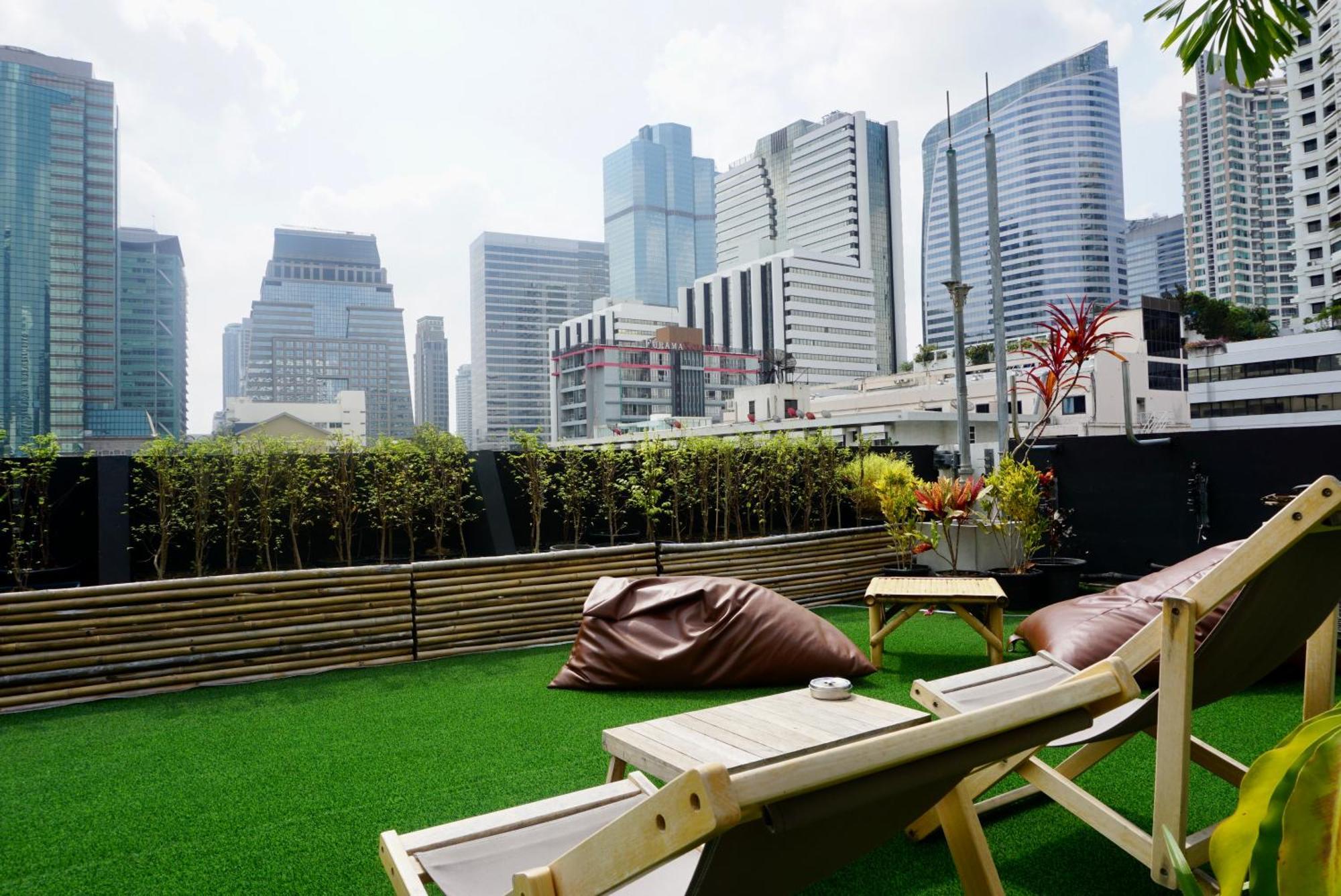Hip And Funky Apartment Silom Soi 3, With Rooftop View Bangkok Exterior foto