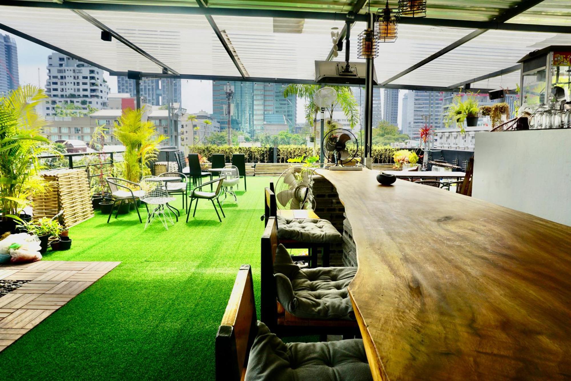 Hip And Funky Apartment Silom Soi 3, With Rooftop View Bangkok Exterior foto