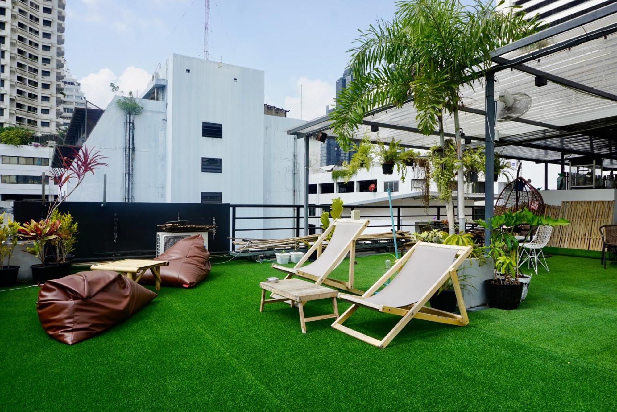 Hip And Funky Apartment Silom Soi 3, With Rooftop View Bangkok Exterior foto