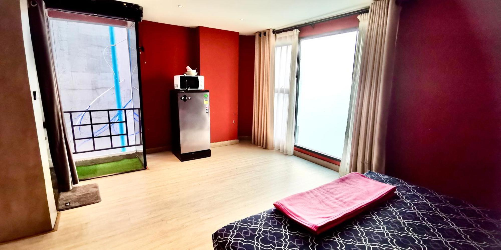 Hip And Funky Apartment Silom Soi 3, With Rooftop View Bangkok Exterior foto